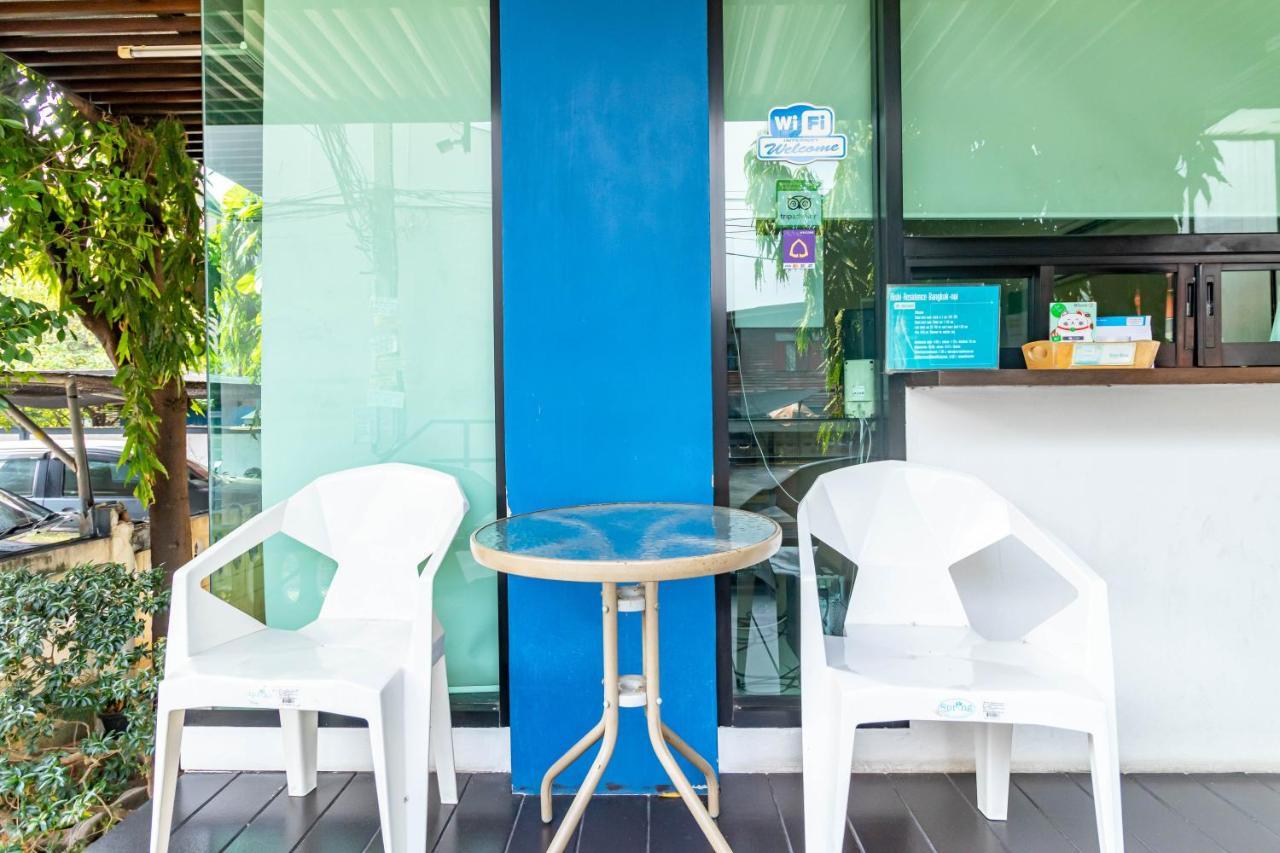 Riski Residence Bangkok-noi - Wasit Apartment Bagian luar foto